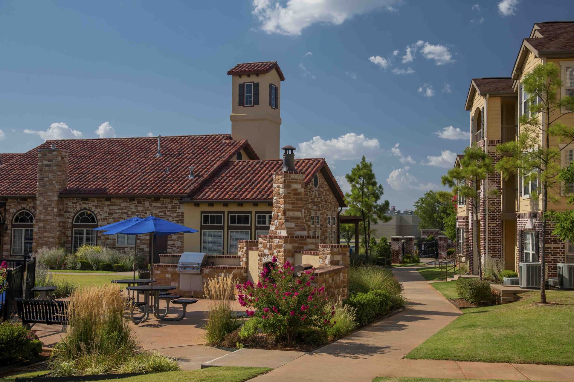 villas at canyon ranch exterior