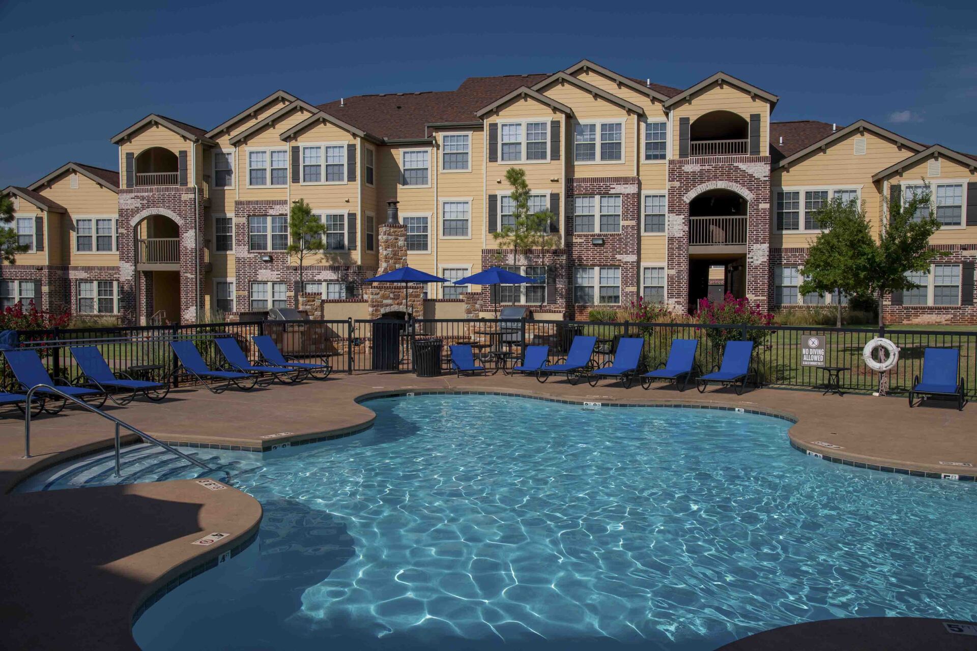 villas at canyon ranch pool