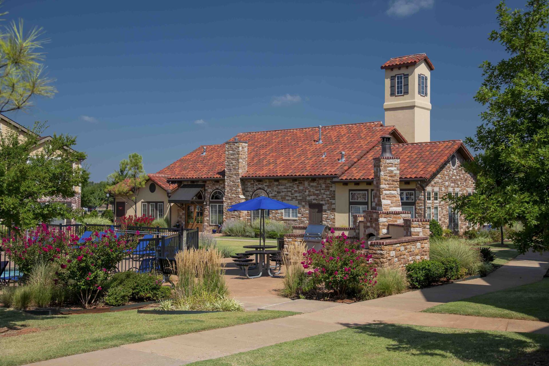 villas at canyon ranch exterior