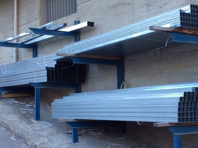 tubi di ferro per costruzioni edili