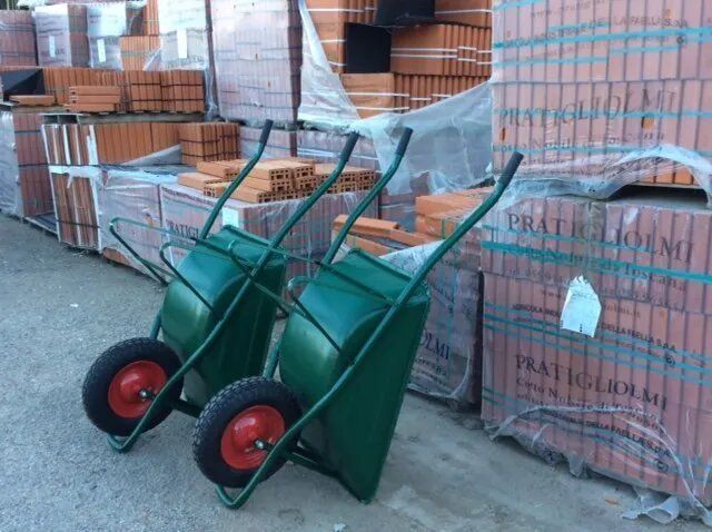 negozio di articoli per l'edilizia