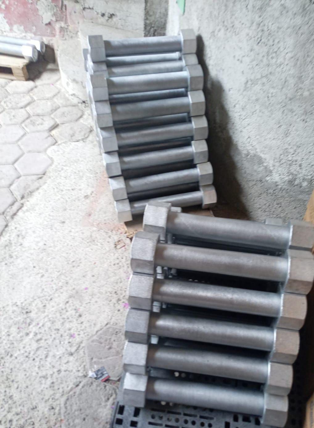 MUNDIAL DE TORNILLOS DG S.A DE C.V.