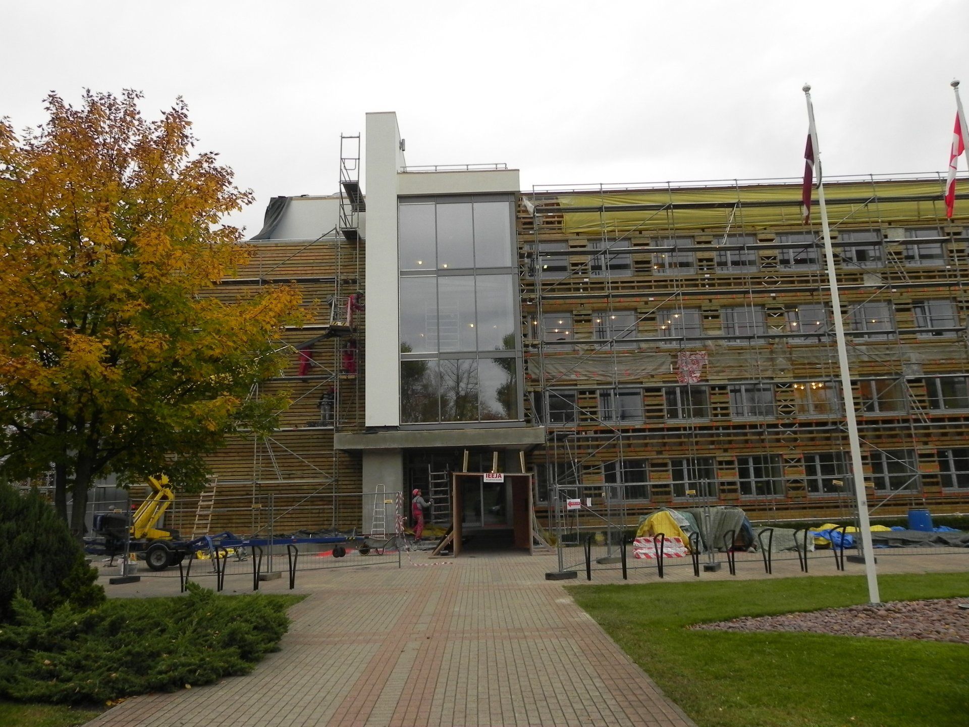 domes ēkas celtniecība