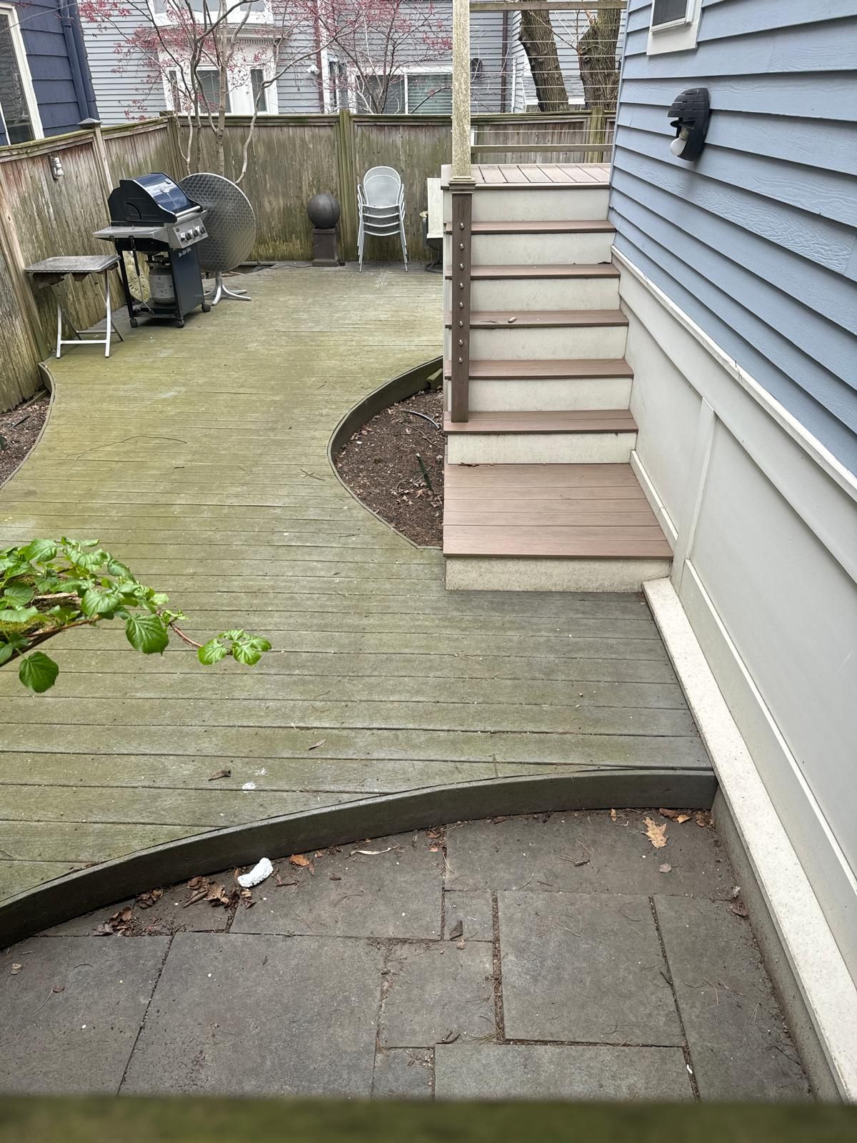 Pressure Washing / Wilmington MA
Pressure Washing / Arrow Property Services.