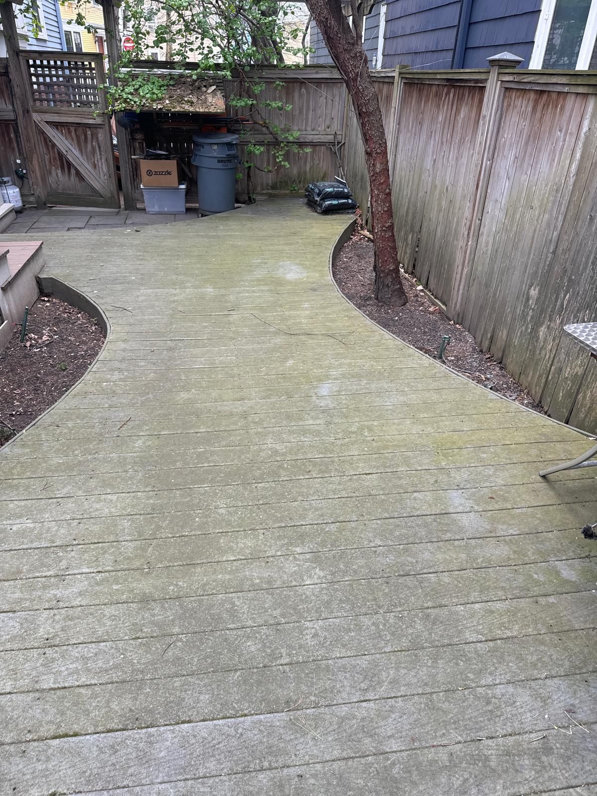 Pressure Washing / Wilmington MA
Pressure Washing / Arrow Property Services.