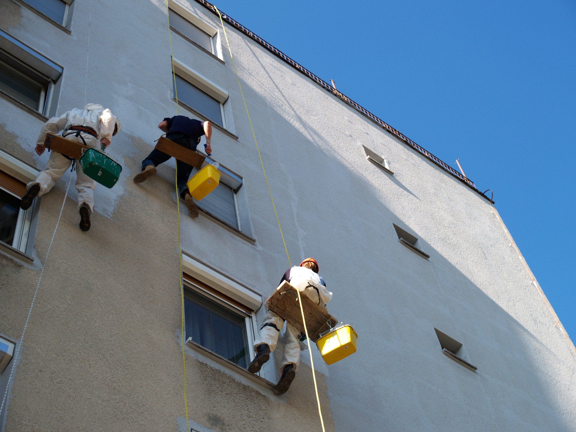 Cleaning Apartment Windows — Saugus, MA — Arrow Property Services