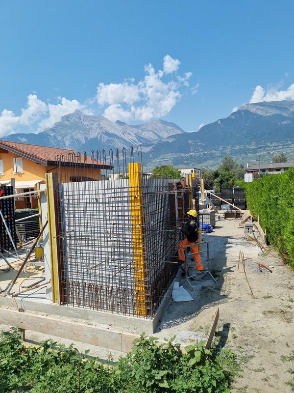 Chantier Aproz bloc de béton