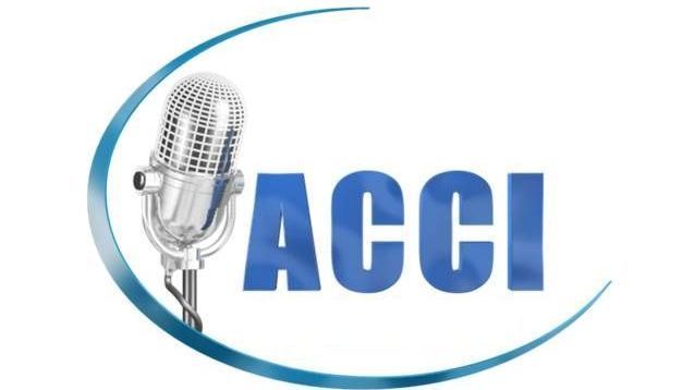 Logotipo de ACCI con texto azul y gráfico de ondas de sonido.