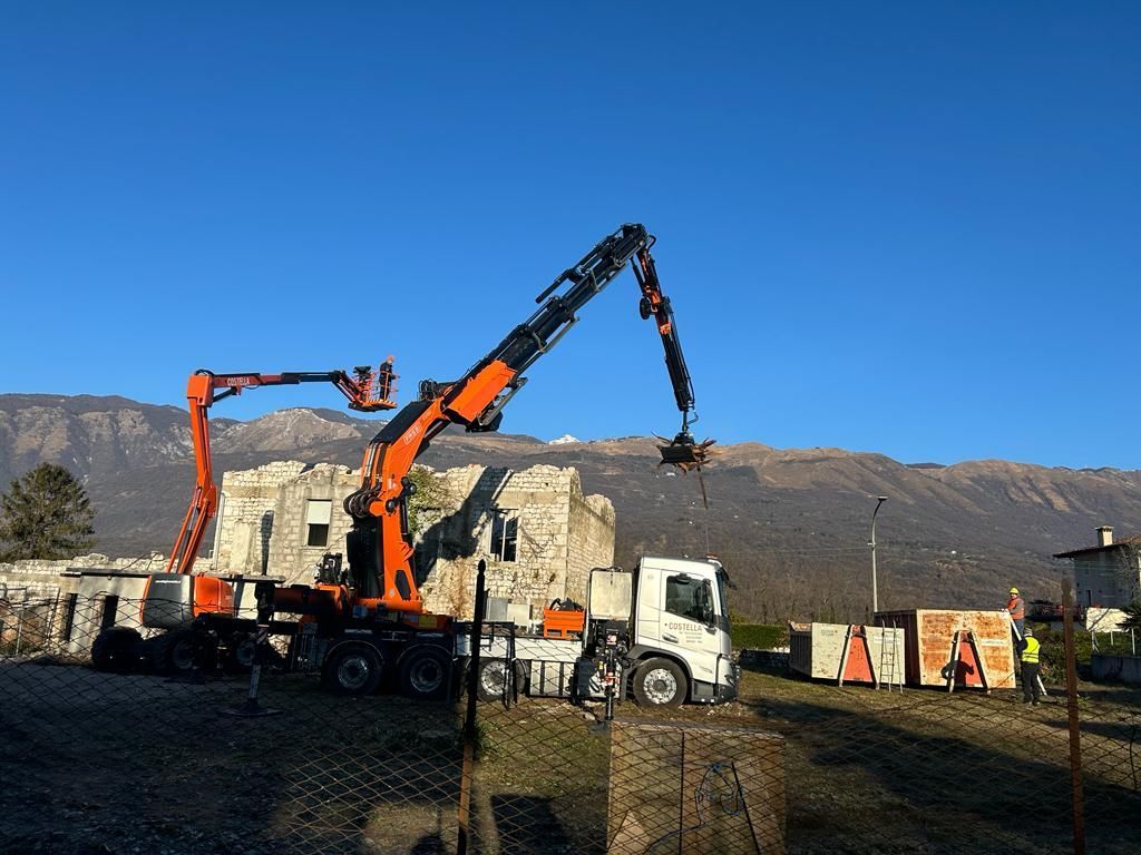 noleggio di piattaforme aeree con operatore a Treviso