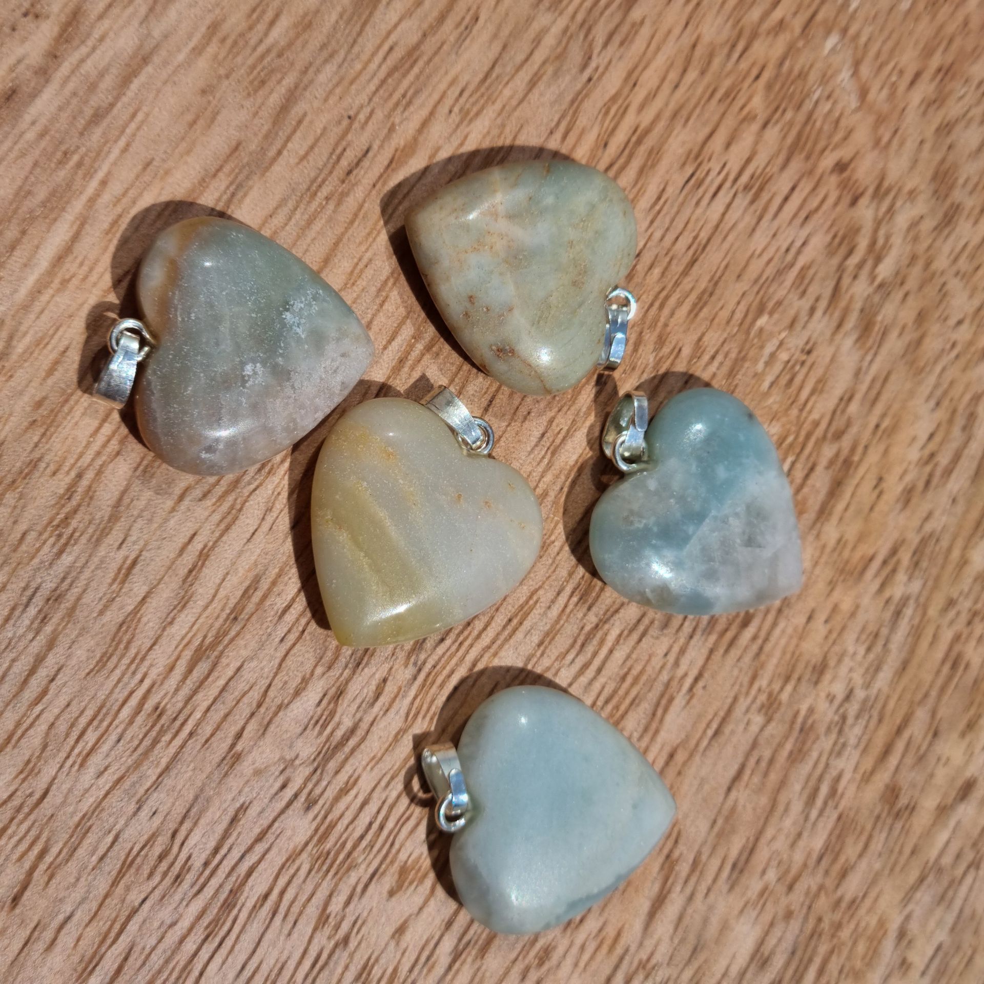 Amezoniet hanger hart