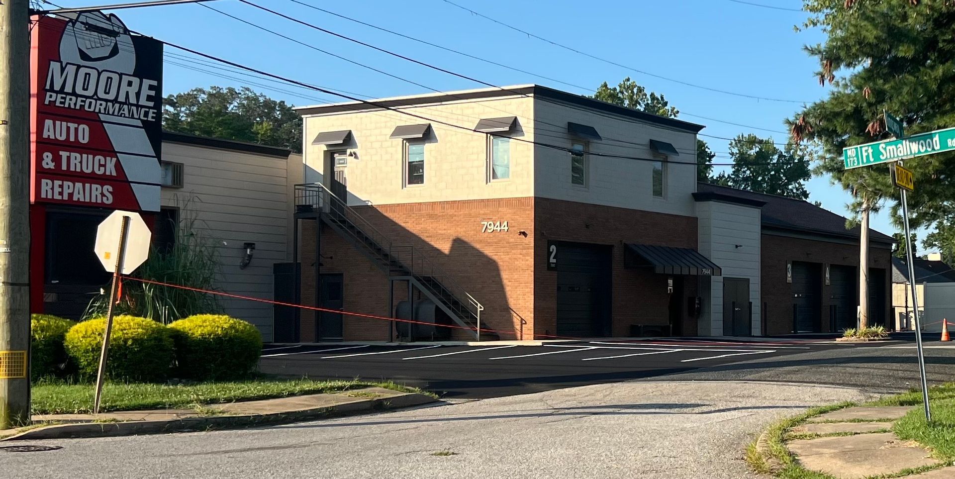 Front of Auto Shop | Moore Performance