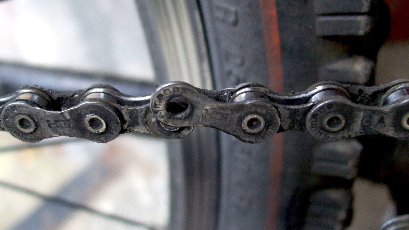 How to fix and tools needed to repair a bike chain