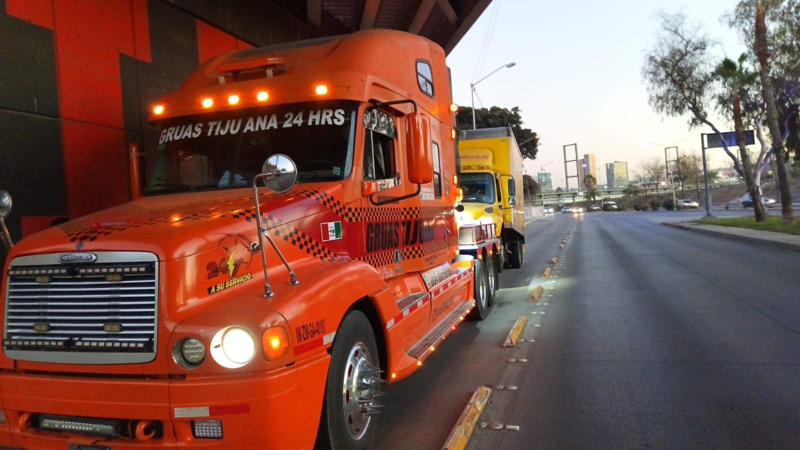 GRÚAS 24 HORAS TIJUANA