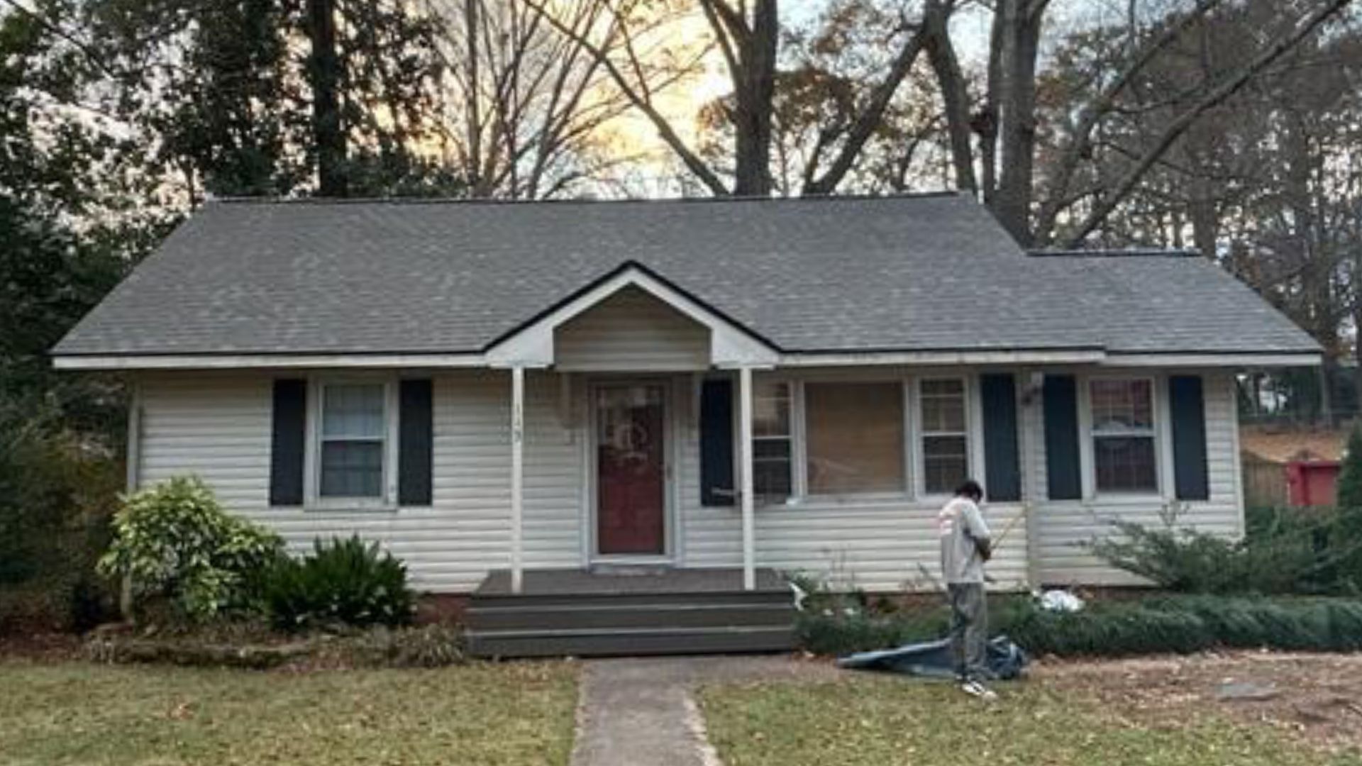 roofing replacement home image in Carrollton GA
