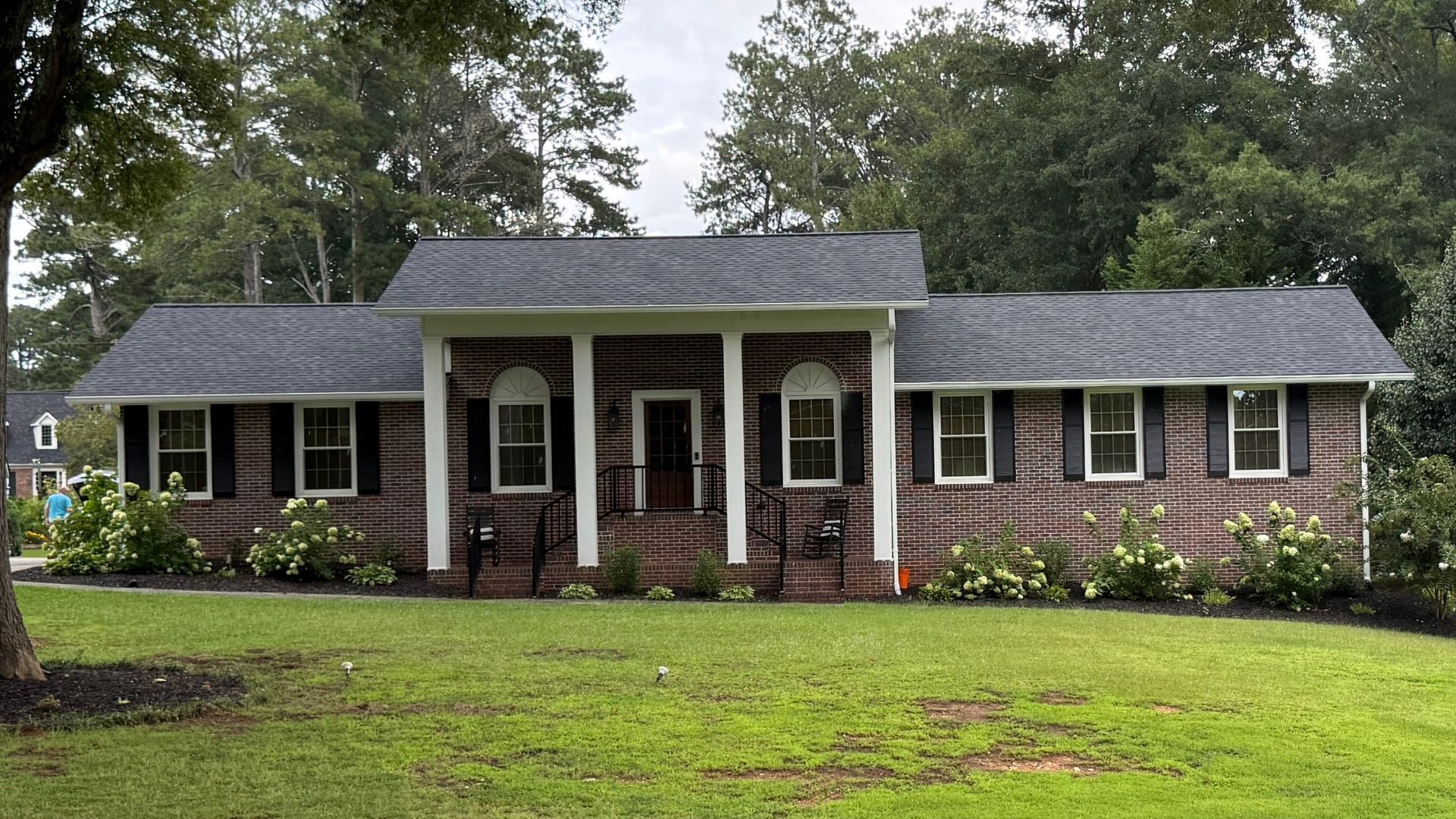 roofing replacement home image in Carrollton GA