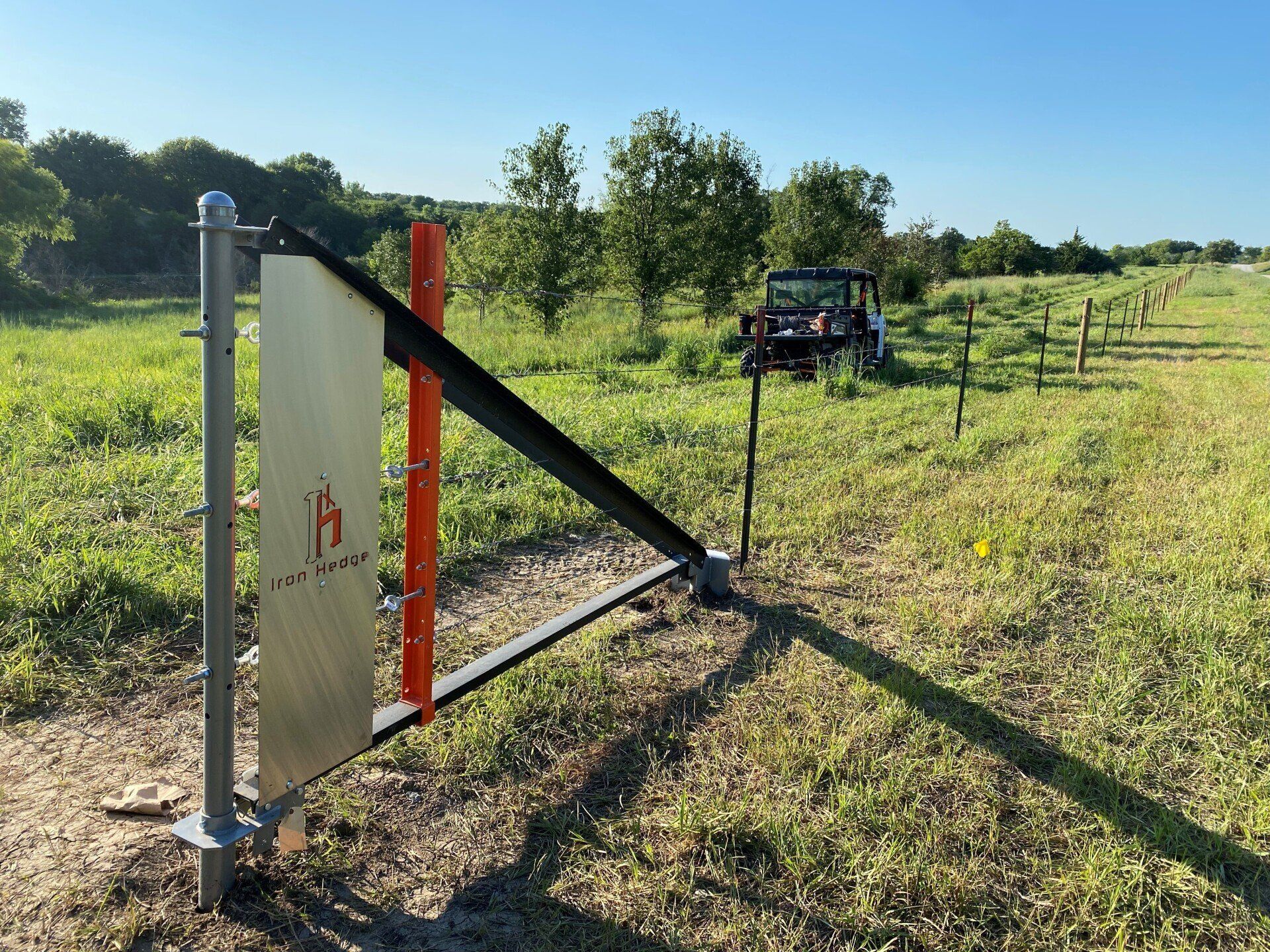 Hedge Post Fence Corner Brace