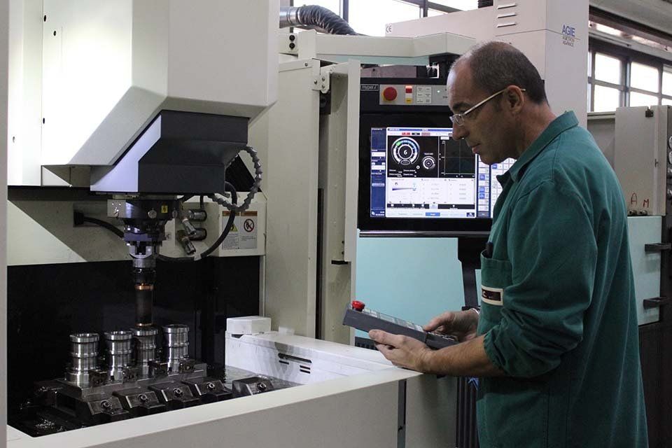 macchina per la produzione di matrici