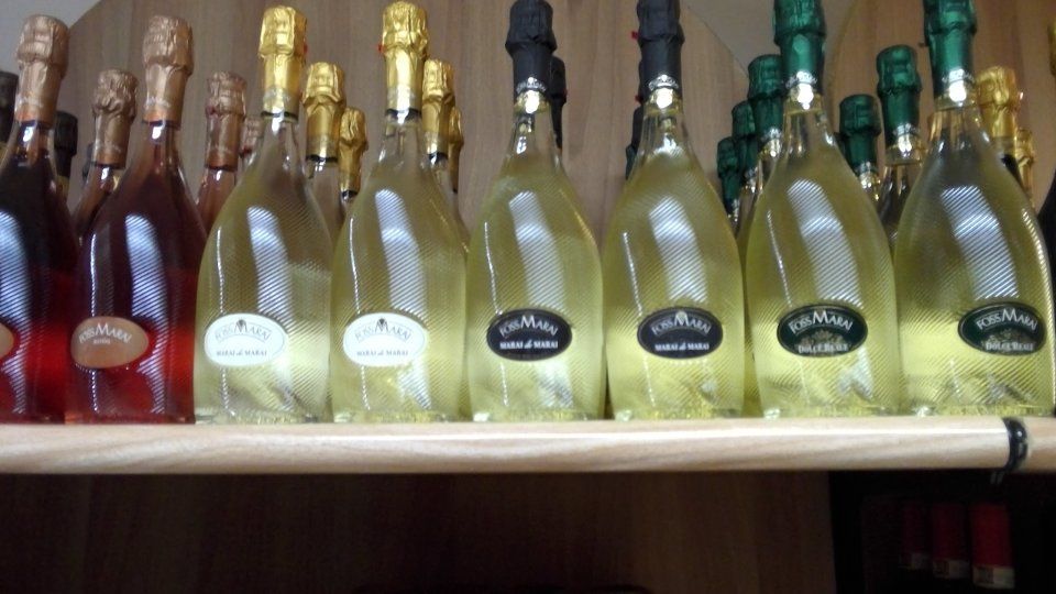 Bottiglie di vino bianco