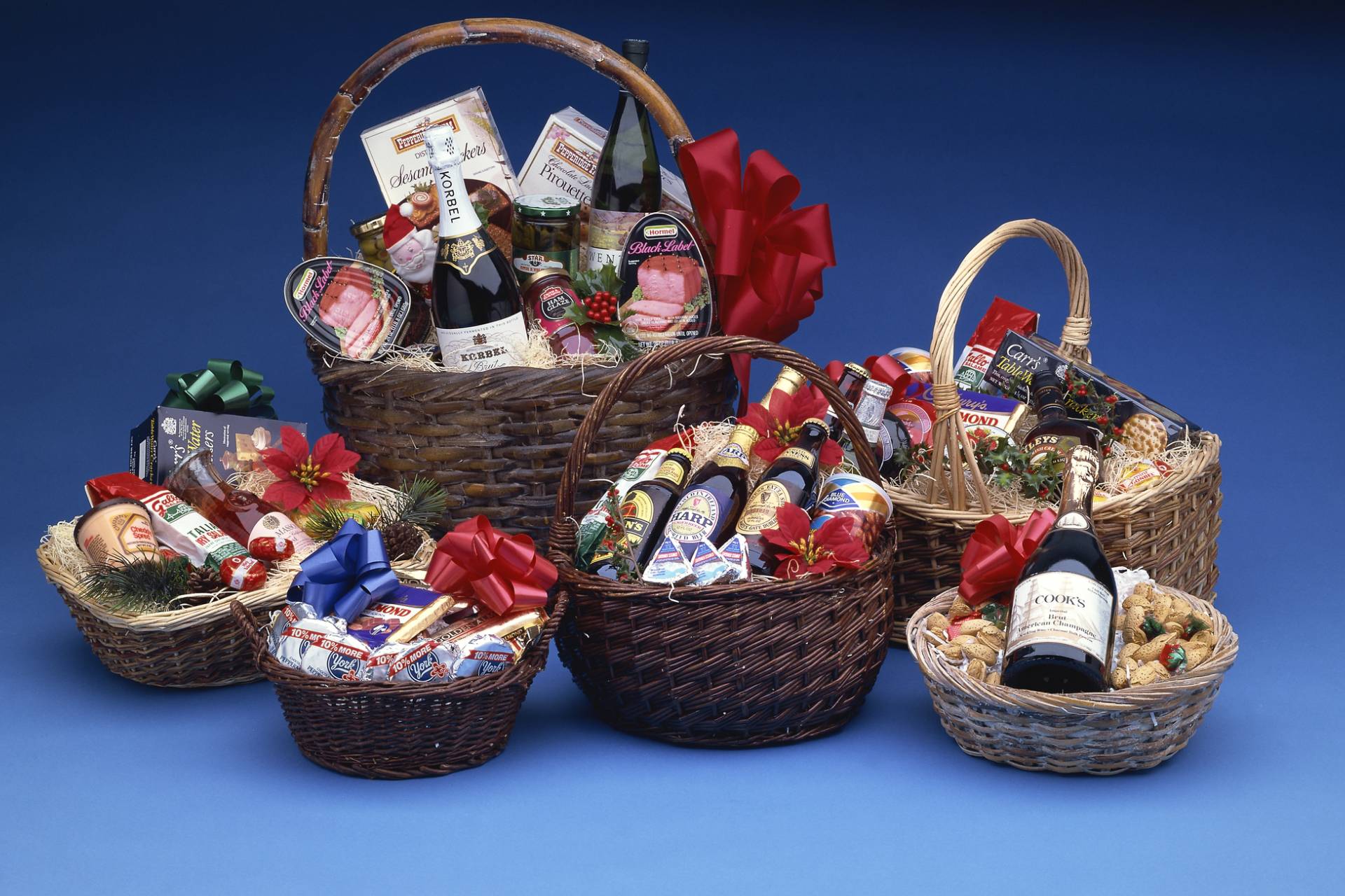 Cesti natalizi con prodotti enogastronomici