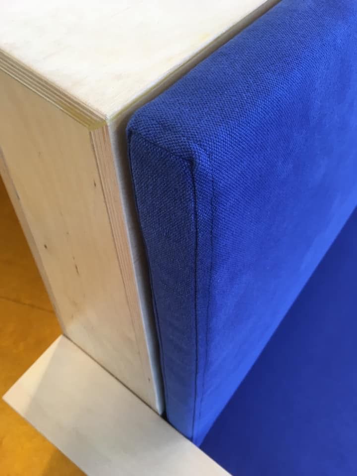 detail maatwerk bank school