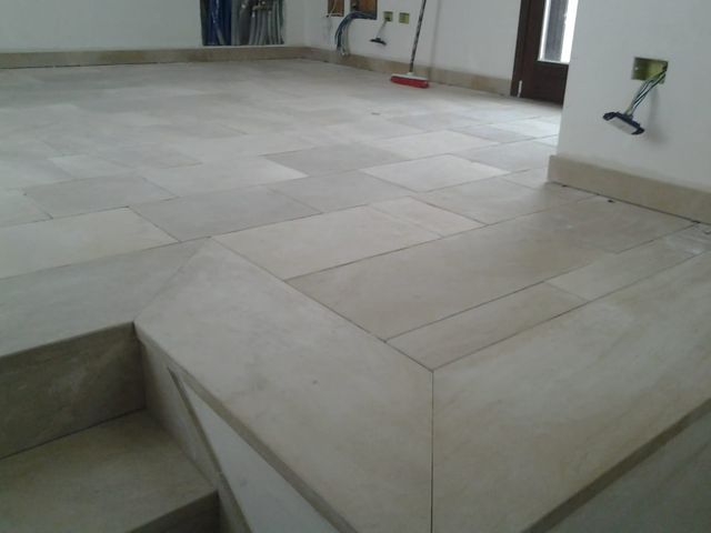 pavimento interno in pietra naturale di Soleto