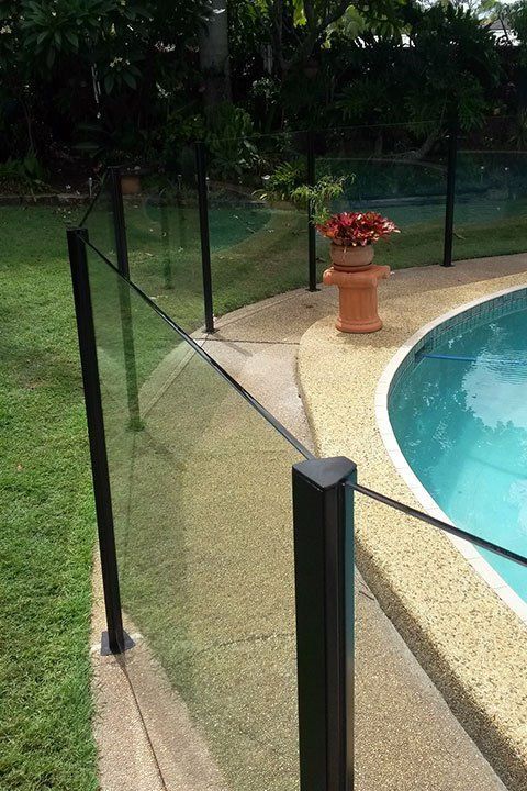Benowa Semi-Frameless Pool Fencing