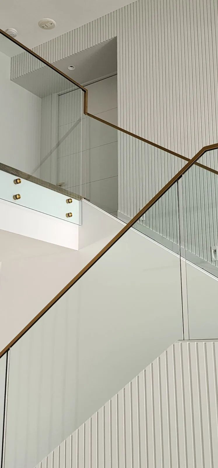 Staircase Balustrade - Broadbeach Waters Project