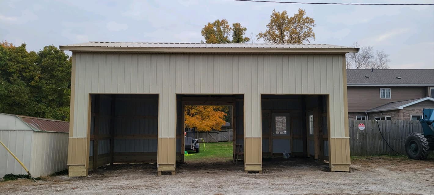 White Pole Barn With Three Doors - Pekin, IL - CMT Excavating Services