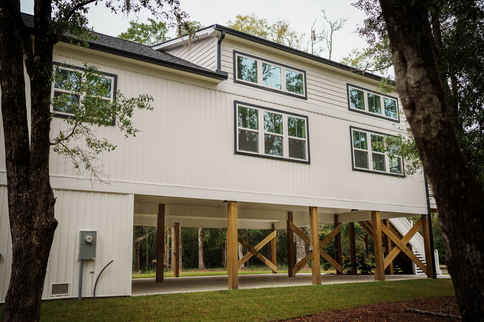 A large white house with a lot of windows
