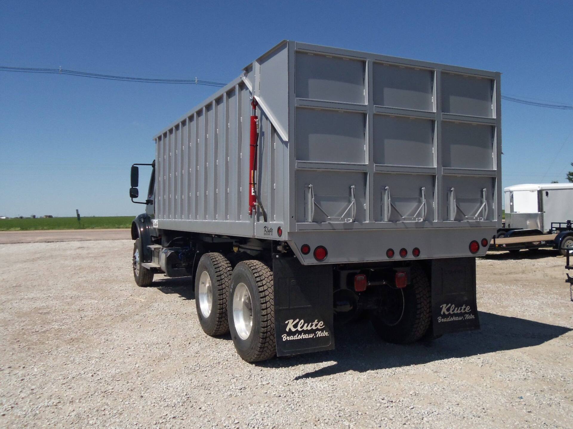 Klute Truck Equipment - Scott Steel Ensilage Bulk Hauler - S40