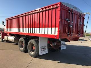 Klute Truck and Trailer - Scott Steel Grain Body - S46