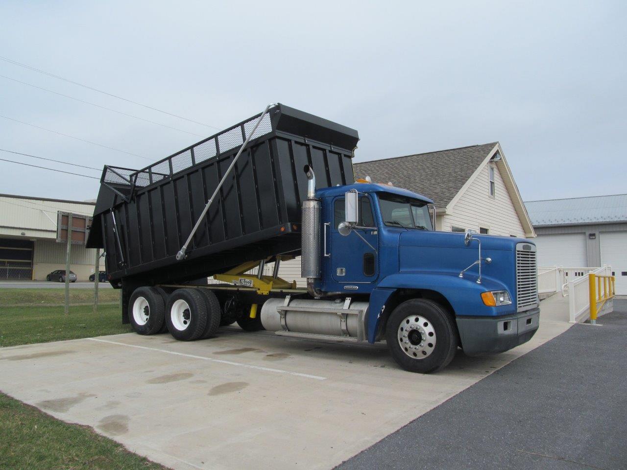 Martin's Farm Trucks - Scott Steel Ensilage Body with Scott Hoist - S77