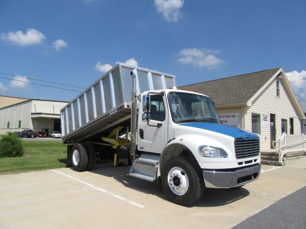 Martin's Farm Trucks - Scott Aluminum Grain Body with Scott Hoist - A143