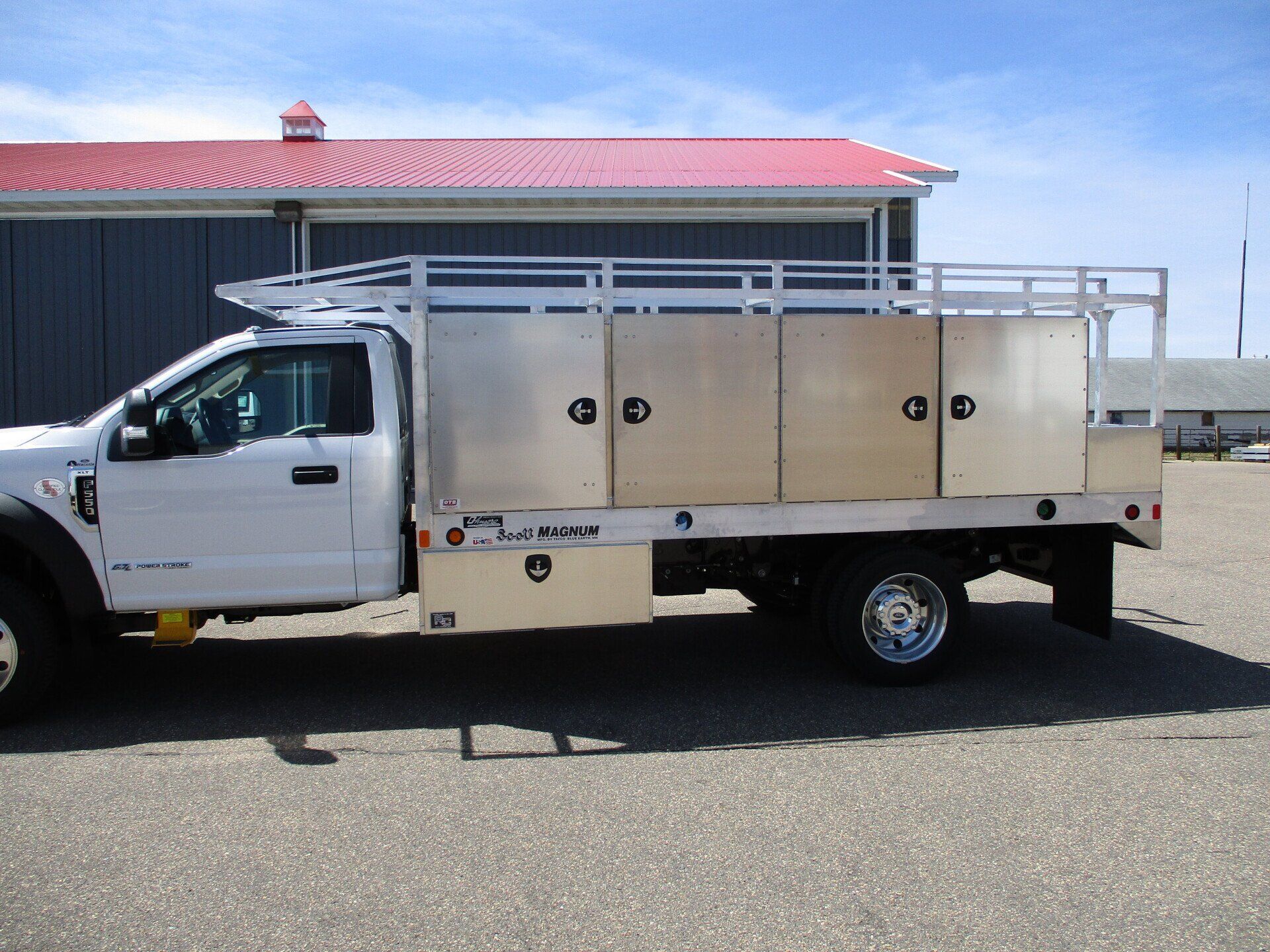 Tafco Equipment CO - Blue Earth MN - SCOTT Truck Bodies and Hoists