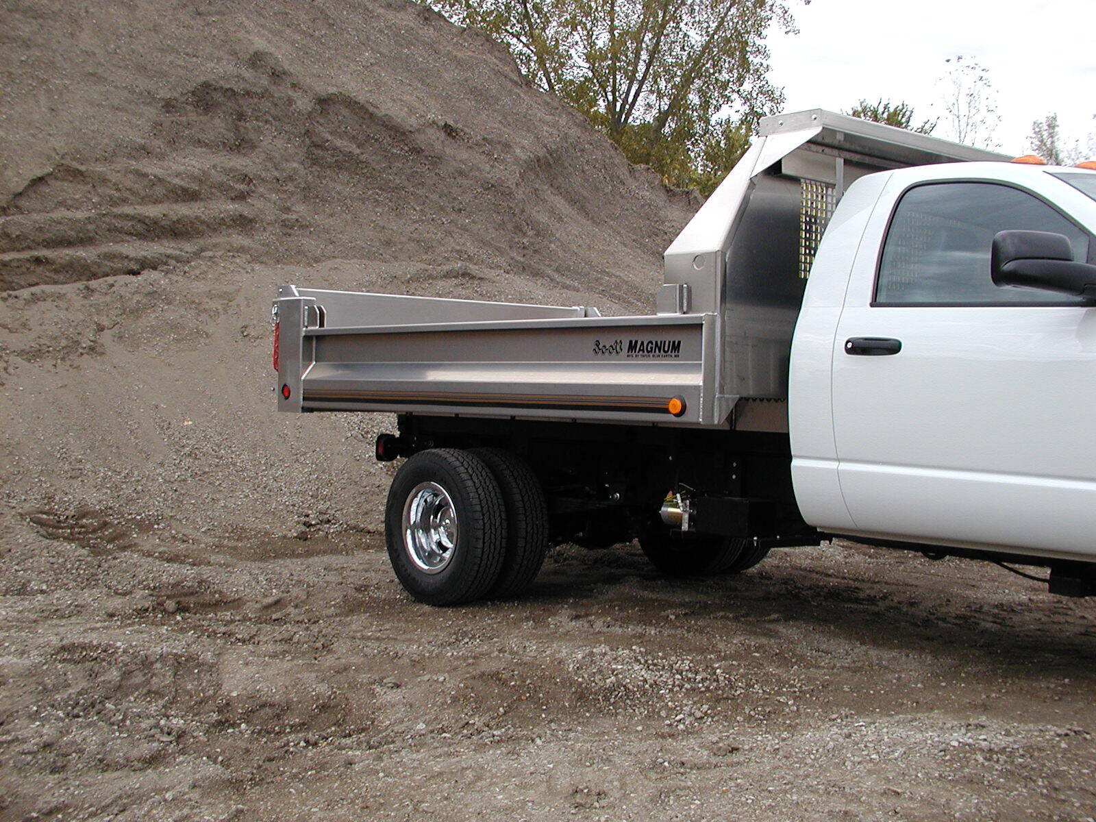 Madison Truck Equipment - Scott Magnum Dump - A56