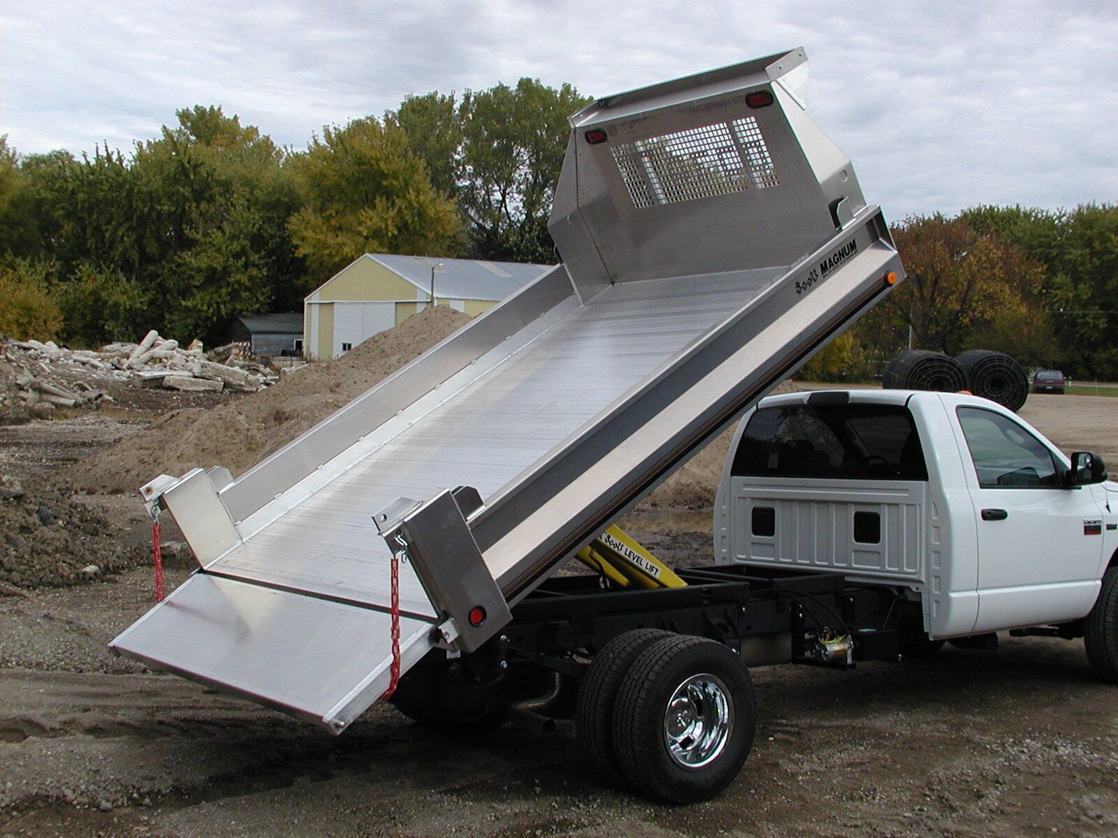 Madison Truck Equipment - Scott Magnum Dump - A57