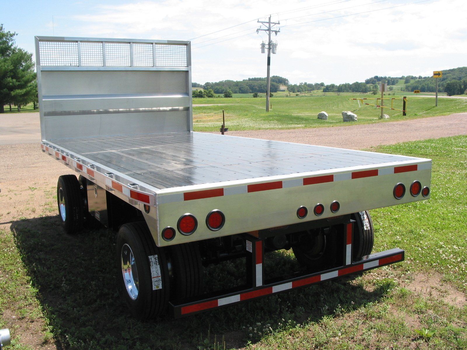 Lake Region Trailers - Wisconsin Body & Hoist Scott Magnum Aluminum Platform - A117