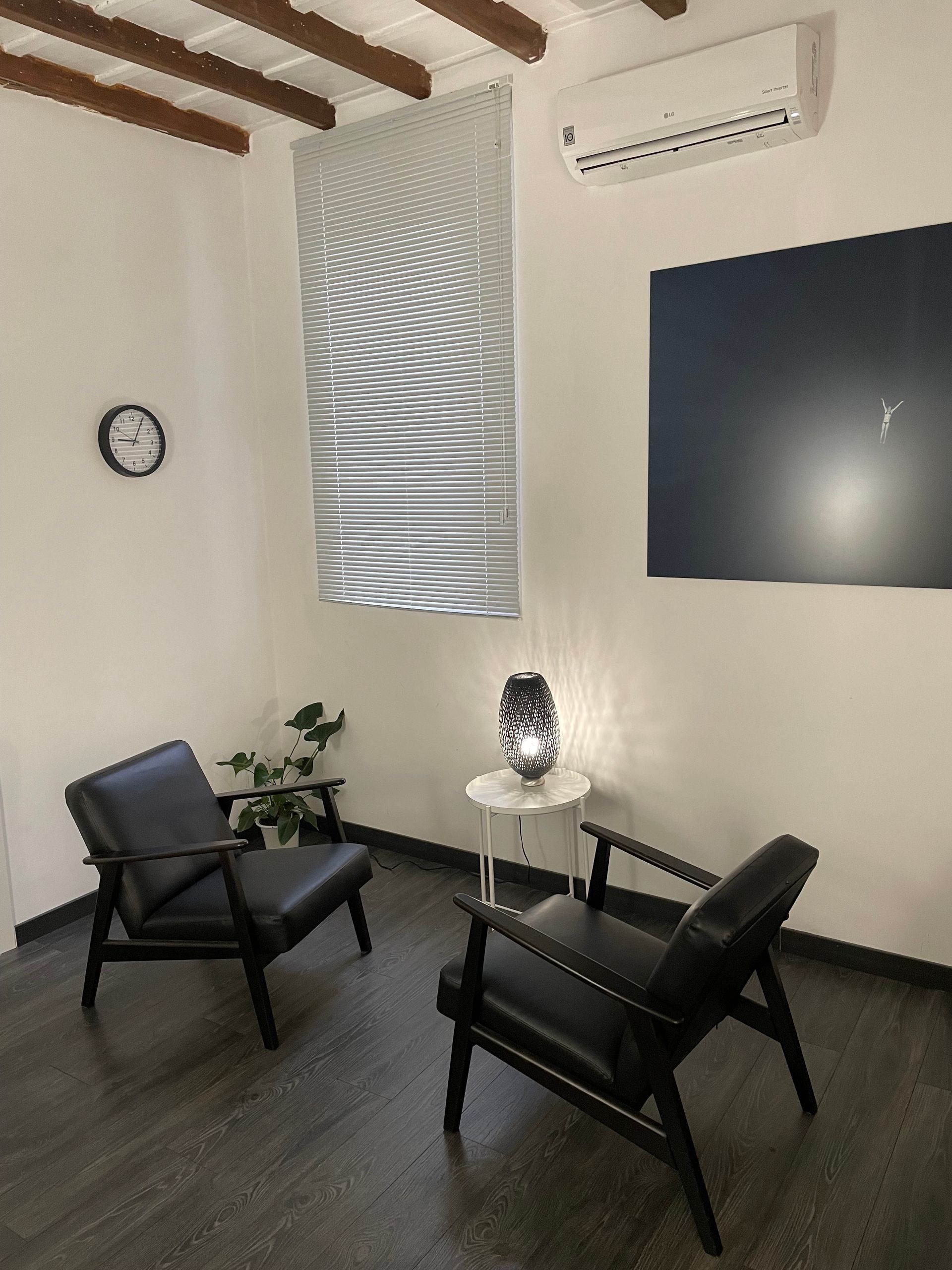 Angela Manetto studio
