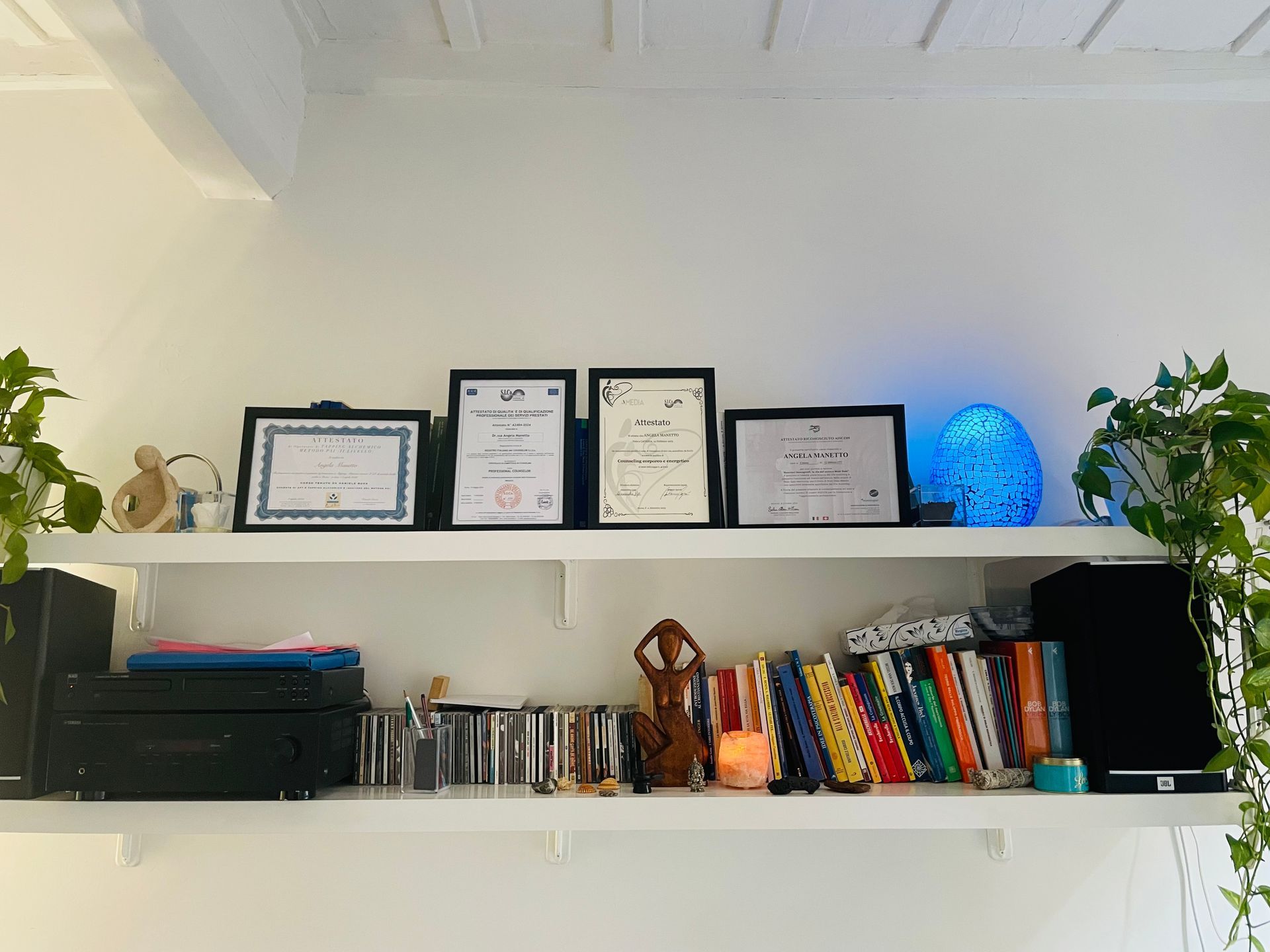 Angela Manetto studio
