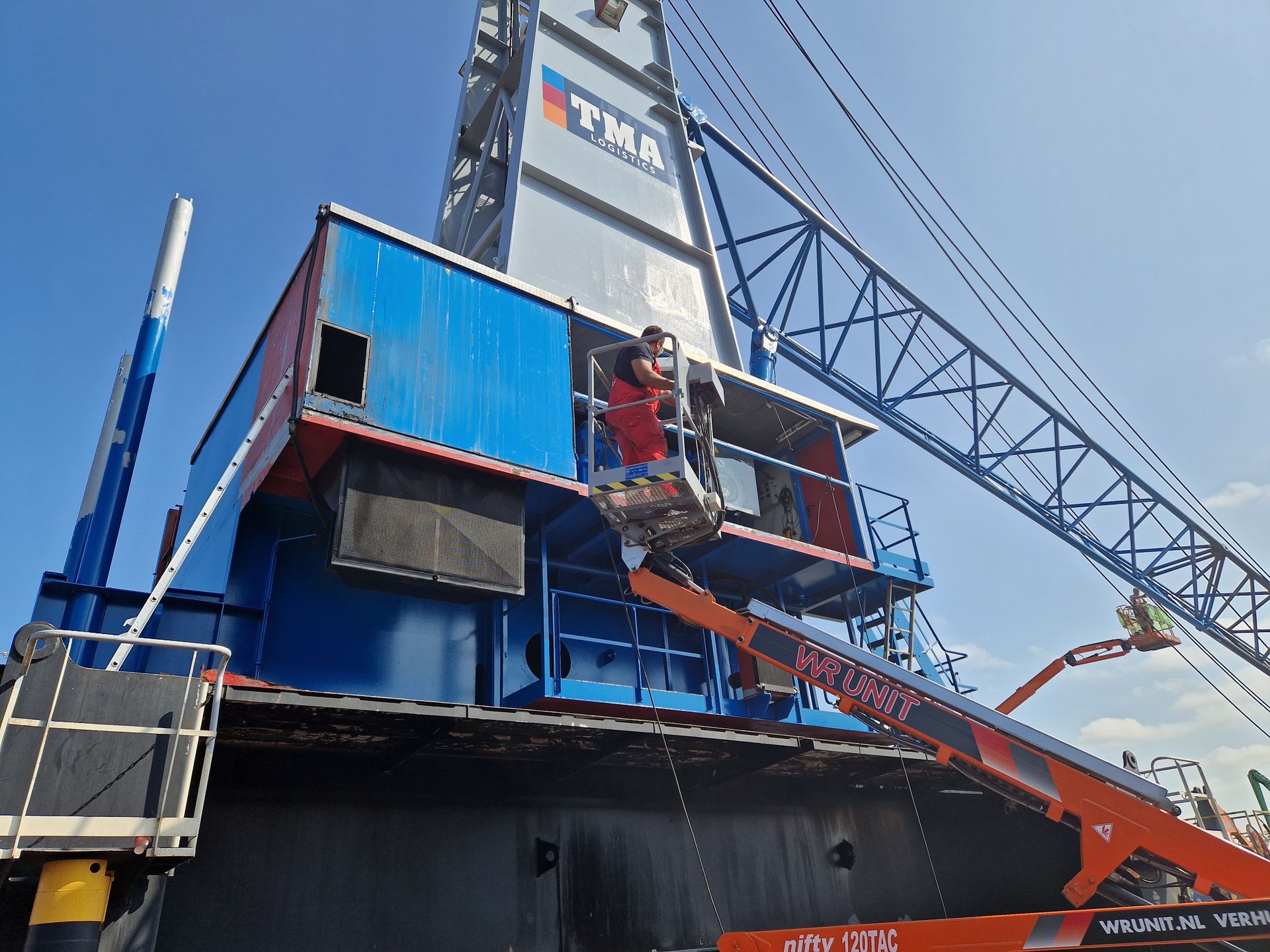 Gottwald HMK mobiele havenkraan in bedrijf