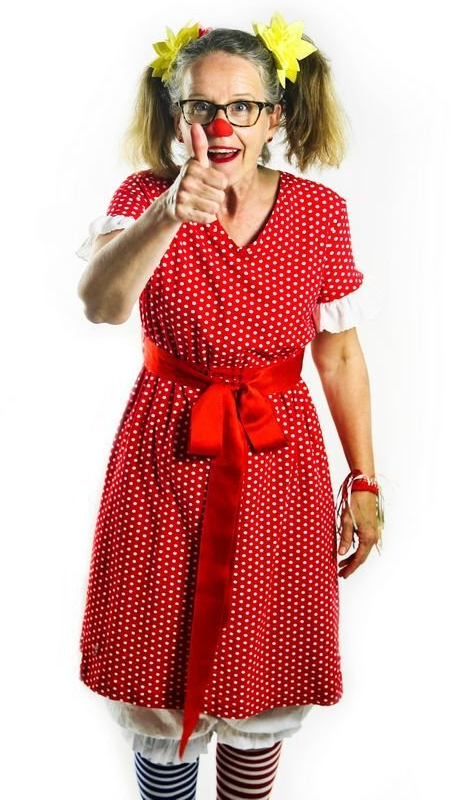 zorgclown, zorgclown Aagje, clown Aagje, contactclown in de zorg, clown, contactclown, contactclown Aagje, contact, duim omhoog