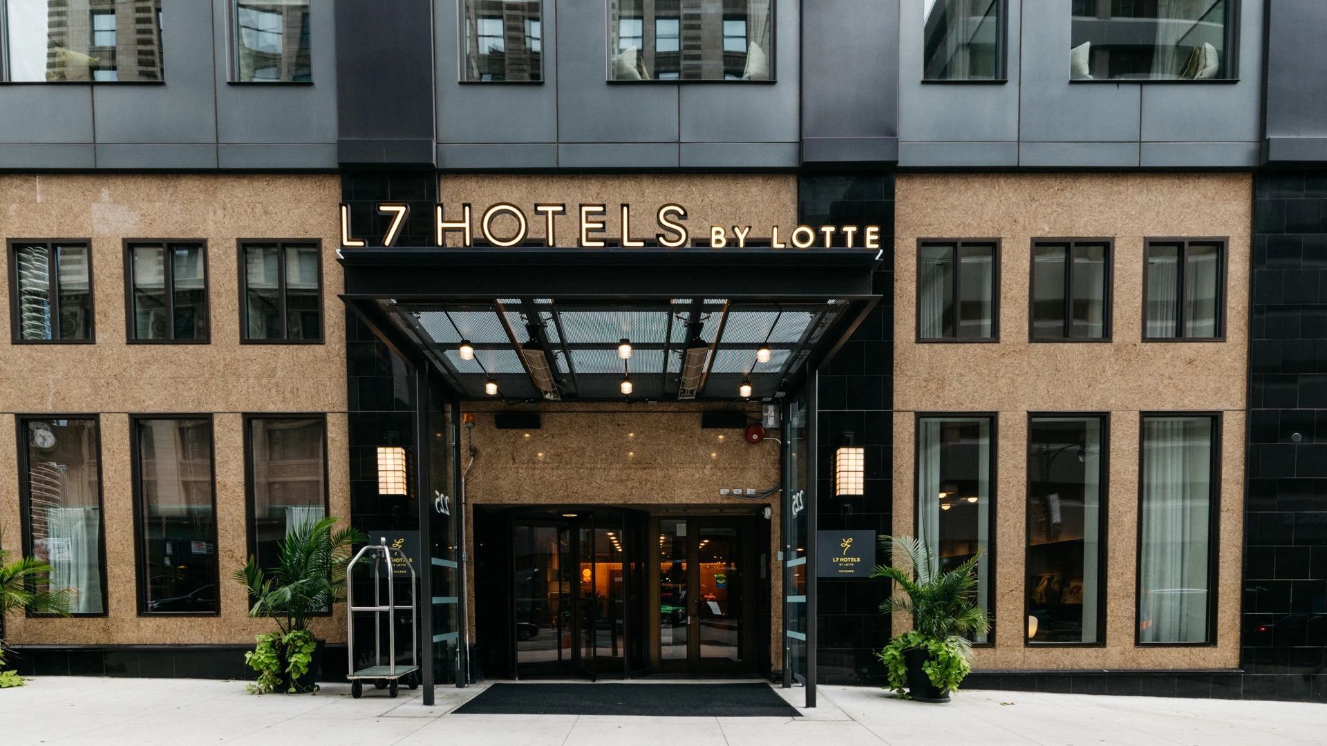 L7 Chicago by Lotte hotel opened June 2024 Loop 225 North Wabash historic 1912 building Korean design Chicago Illinois