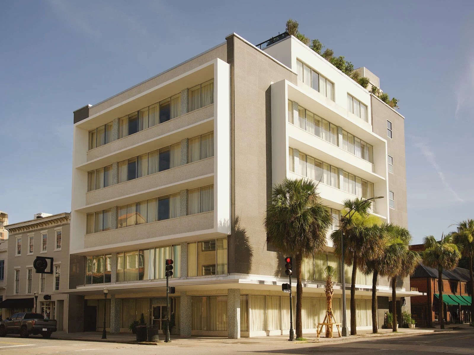 Municipal Grand Savannah boutique hotel Broughton Street rooftop pool Sun Club Historic District Georgia opened 2025