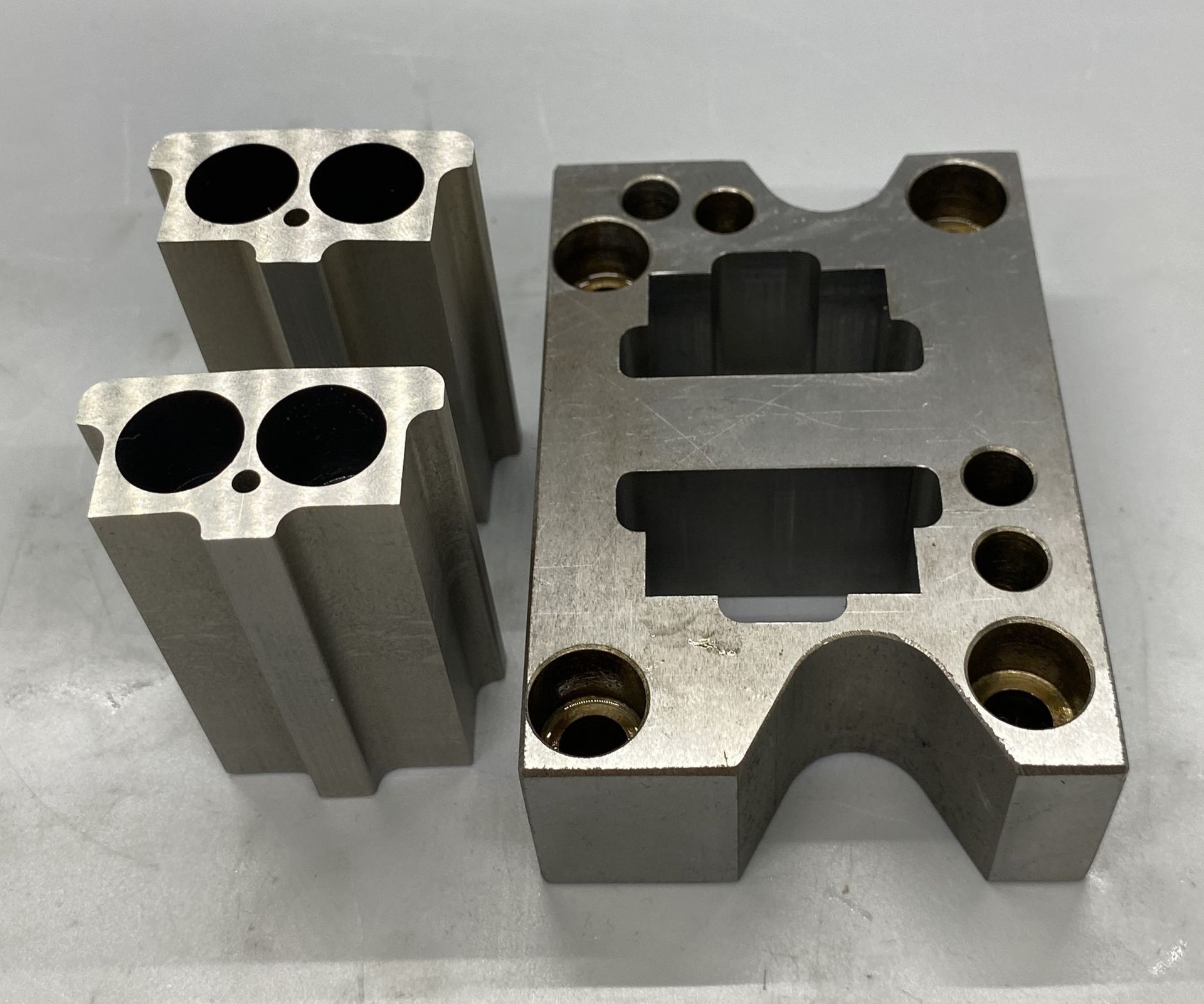 die punches and retainers