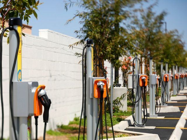 Charging Stations | Del Oro on Broadway, Chula Vista CA