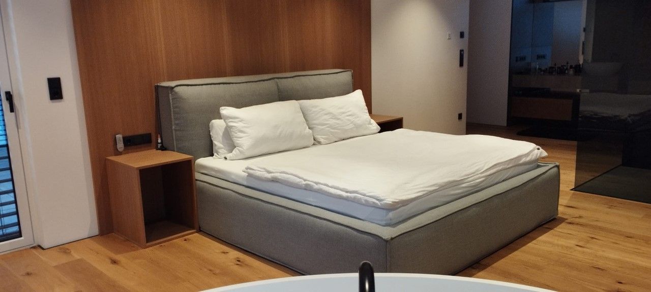 Ein modernes Schlafzimmer
