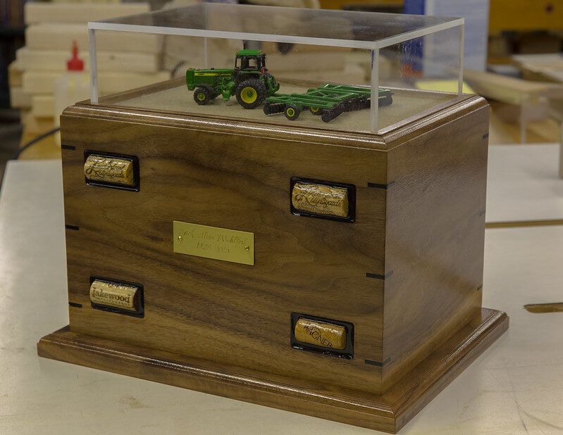 Finding Emotional Support After Cremation in Holts Summit, MO