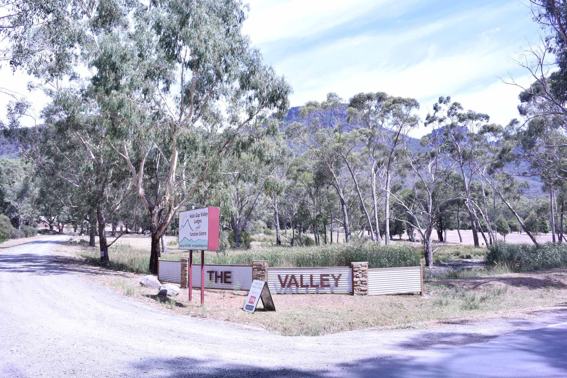 Main Road entrance at Halls Gap Valley Lodges. 