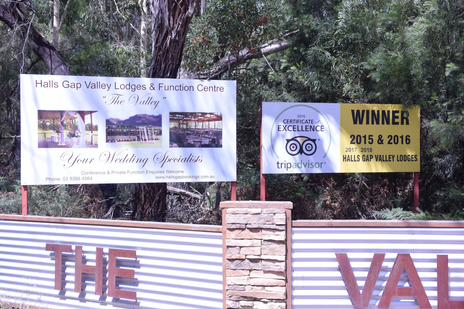 Main Road entrance at Halls Gap Valley Lodges. 