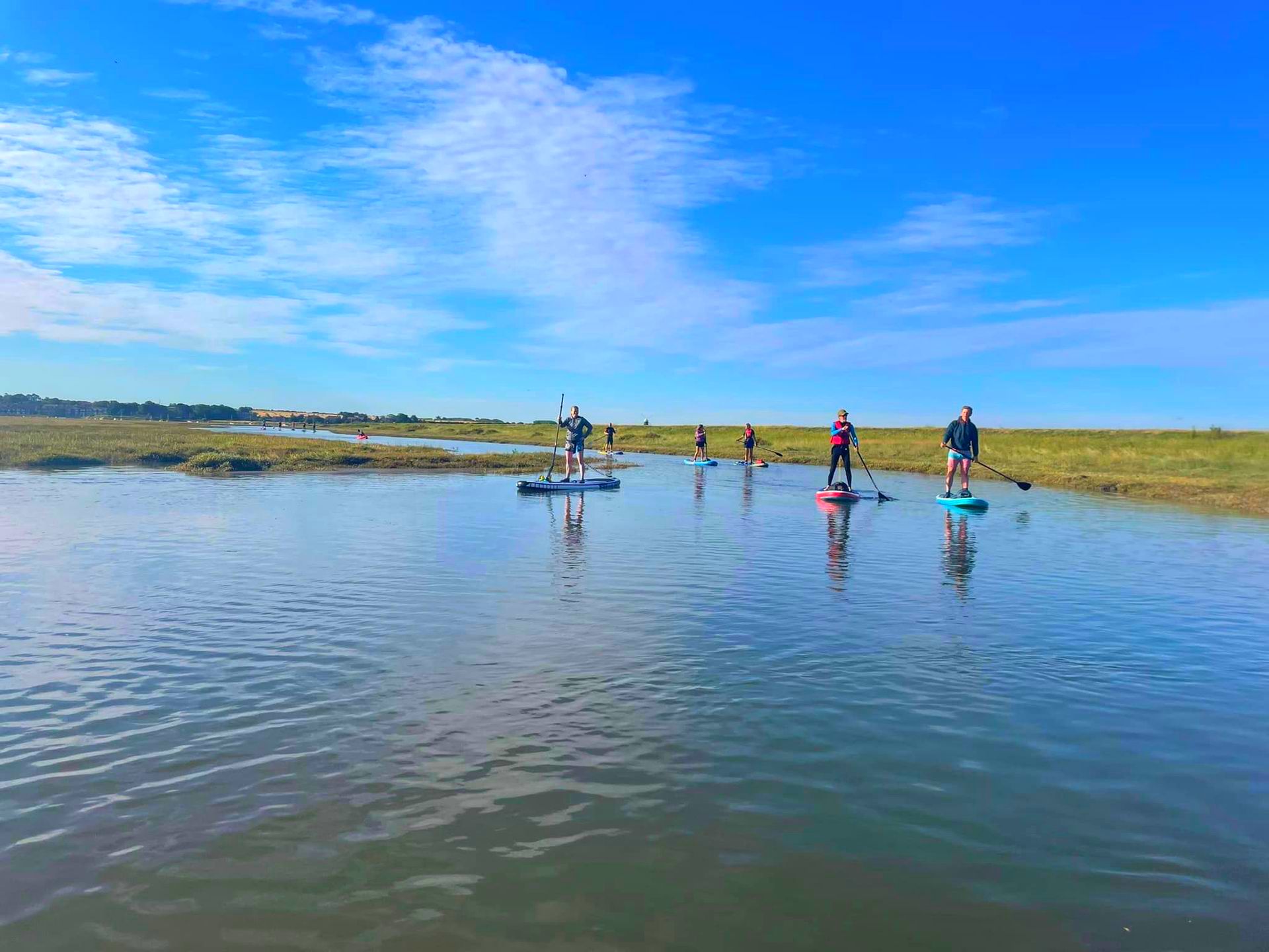 large group paddle boarding guided tour